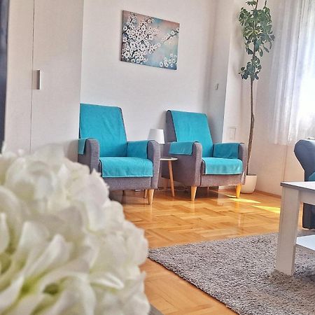 Dream Rental Pirot Apartman Exterior foto